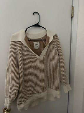 aerie Cream and Tan Ribbed V-Neck Foldover Collar Sweater